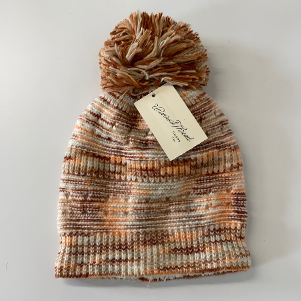 Universal Thread beanie 🧡